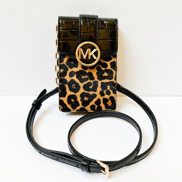 NWT Michael Kors Carmen Leopard Small NS Phone Crossbody Real Hair Calf - Picture 2 of 15